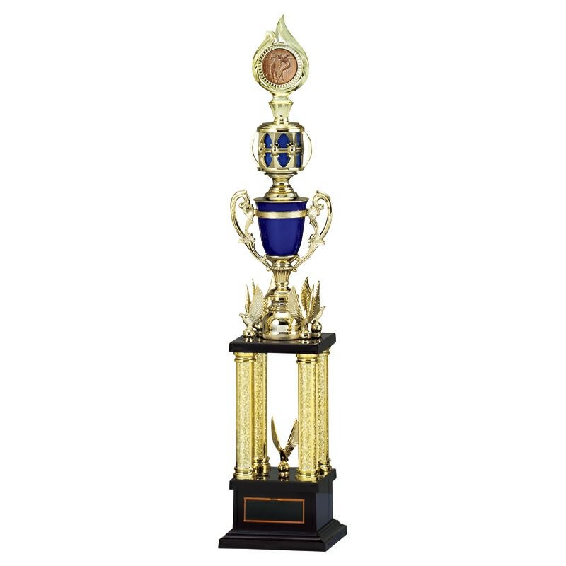 豪華な4本柱トロフィー